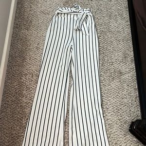 Wide leg pants